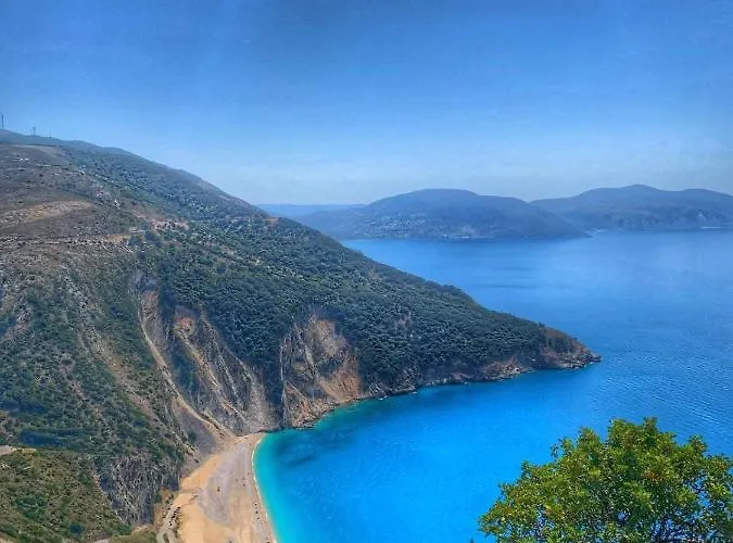 Chelmis Mary's Аргостолион