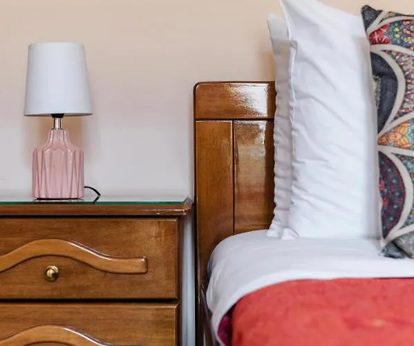 Chelmis Mary's Апартаменты