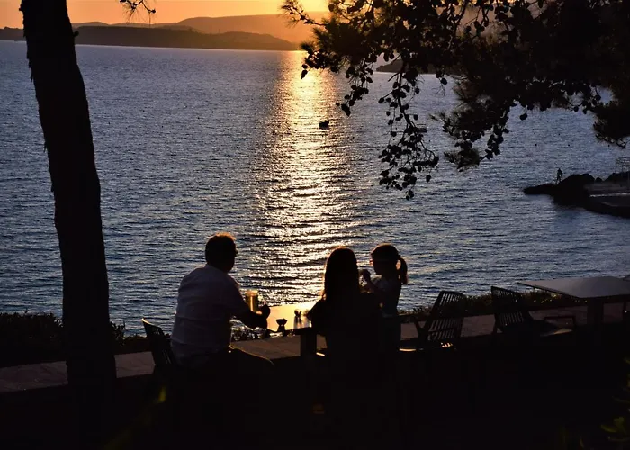 Chelmis Mary's 아르고스톨리온