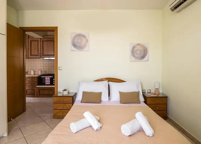 Chelmis Mary's 아파트 *