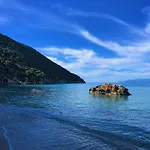 Daire Chelmis Mary's